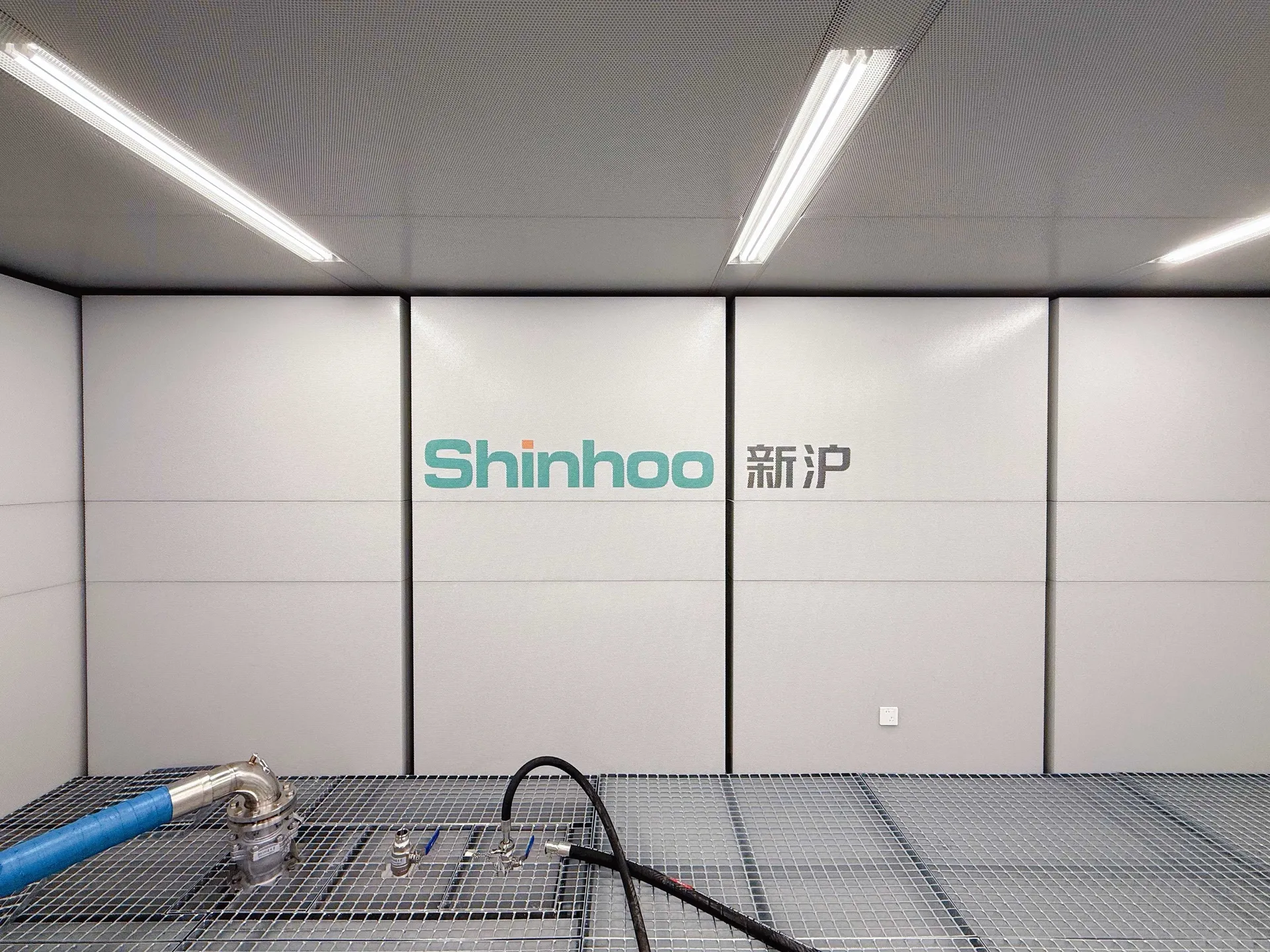 AI眼镜爆发前夜:当眼镜成为下一代计算平台,声学测试的「游戏规则」又要重写了